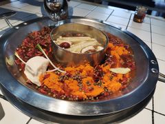鸳鸯锅-瓜西西重庆火锅(花溪店)