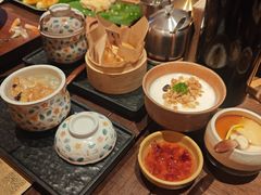 -银米·云南传统过桥米线(双廊黑金冠店)