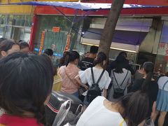 等位区-老黄记手撕烤兔(玉林街店)