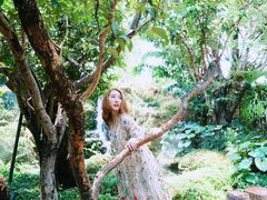 -Chom Cafe and Restaurant