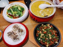 -九锅一堂酸菜鱼(新南凯德直营店)