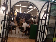 门面-茶港·点心·啫啫煲(范湖万达广场店)