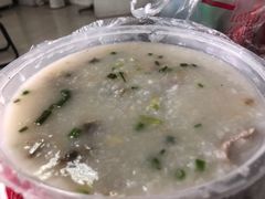 皮蛋瘦肉粥-粤域茶餐厅