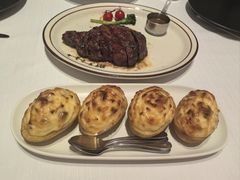 -马克西姆俄罗斯餐厅(通亚街店)