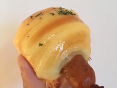 烟熏肠仔包-华荣西饼屋(金禧店)