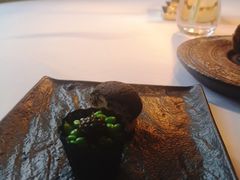 青豆酸奶油鱼子酱-三嚥阁 La Villa Restaurant