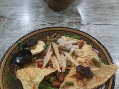 -韦记螺蛳粉(NO2店)