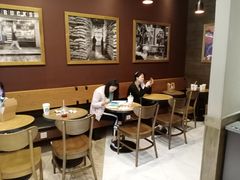 用餐区-星巴克(广州东圃天银店)