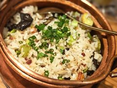 -一坐一忘云南菜(嘉里中心店)