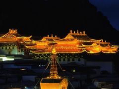 -四川郎木寺镇
