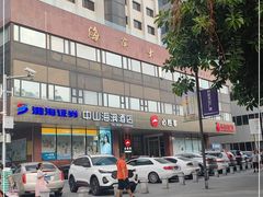 -必胜客(海滨店)