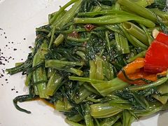 -泰堤坊(淡水体育馆店)