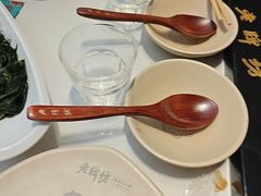 -老牌坊云南鱼豆花火锅(哈西万达店)