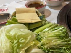 -人民公社铁锅炖·东北菜(卫国道店)