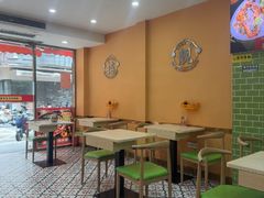 -何煲强·煲仔饭·啫啫煲顺德老字号(上下九店)