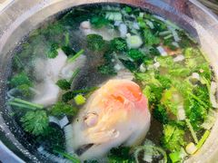 红鳟鱼汤-可心烤鱼