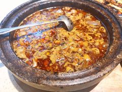 石锅肥肠毛血旺-铜锣湾·有麝自然香(重庆新天地店)