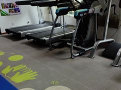 -悦耐私教健身馆(保利中心店)