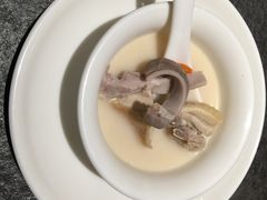 -煲宫猪肚鸡(昆山金鹰国际购物中心店)