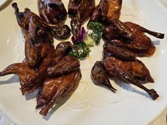 妙龄乳鸽-香山家宴