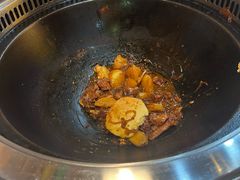 -哈尔滨烧烤·山河村铁锅炖(交大店)