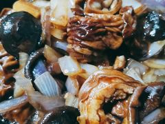 红烧大肠煲-江南村酒家