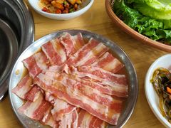 -牛信亭韩国料理·炭火烤肉(紫藤路店)
