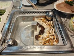 -海底捞火锅(杭州滨江九宜城店)
