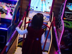 -世代星球·保龄球·镭战真人CS·团建(杨浦店)