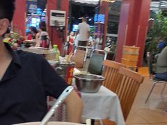 -刘姐啤酒鱼民族演艺餐厅(西街总店)