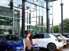 -苏州利星奔驰4S店(吴中店)