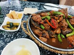 -八两八金·莱芜特色炒鸡(市南漳浦路店)