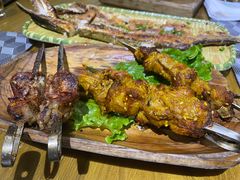 -乡村馕坑肉·烧烤·新疆菜·本地人更爱吃(阿勒泰首店)