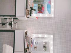 -方快PLUS照相馆(青浦万达茂店)