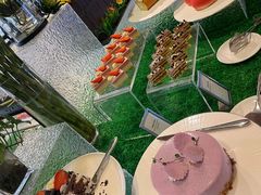 -大中华希尔顿酒店-念自助餐·嗨啤·小龙虾