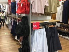 -优衣库(上海虹口龙之梦店)