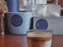 -Be Lived Cafe比例咖啡(摩天轮店)