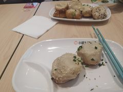-小杨生煎(金山百联购物中心3楼店)