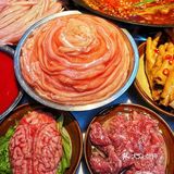 洪崖洞对面的人均💰70居民老火锅