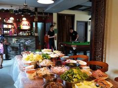 -小草屋轰趴馆别墅派对新场团建家庭聚会