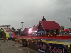 -沈阳龙润夏宫温泉水乐园
