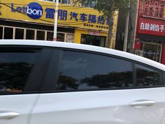 -雷朋汽车隔热膜