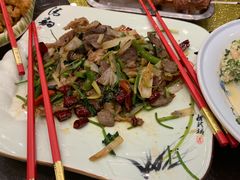 -洁神饭庄·海鲜·青岛菜·30年老字号(五四广场店)