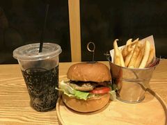 -龙治汉堡(中华城店)