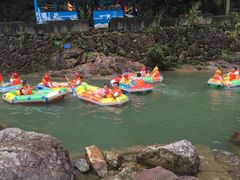 -安吉龙王山峡谷漂流
