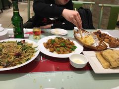 -吴记酱骨炖菜馆(西大直街店)
