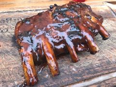 -Ribs & Burgers The Rocks