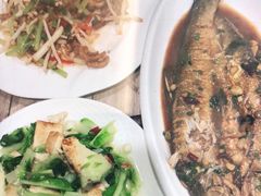 -漁耕小厨农家院(武当山店)