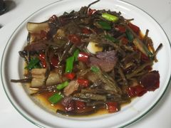 -芙蓉楼湘西土菜(北二环西路店)