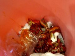 -虾弄弄海派小龙虾·牛羊蝎子火锅